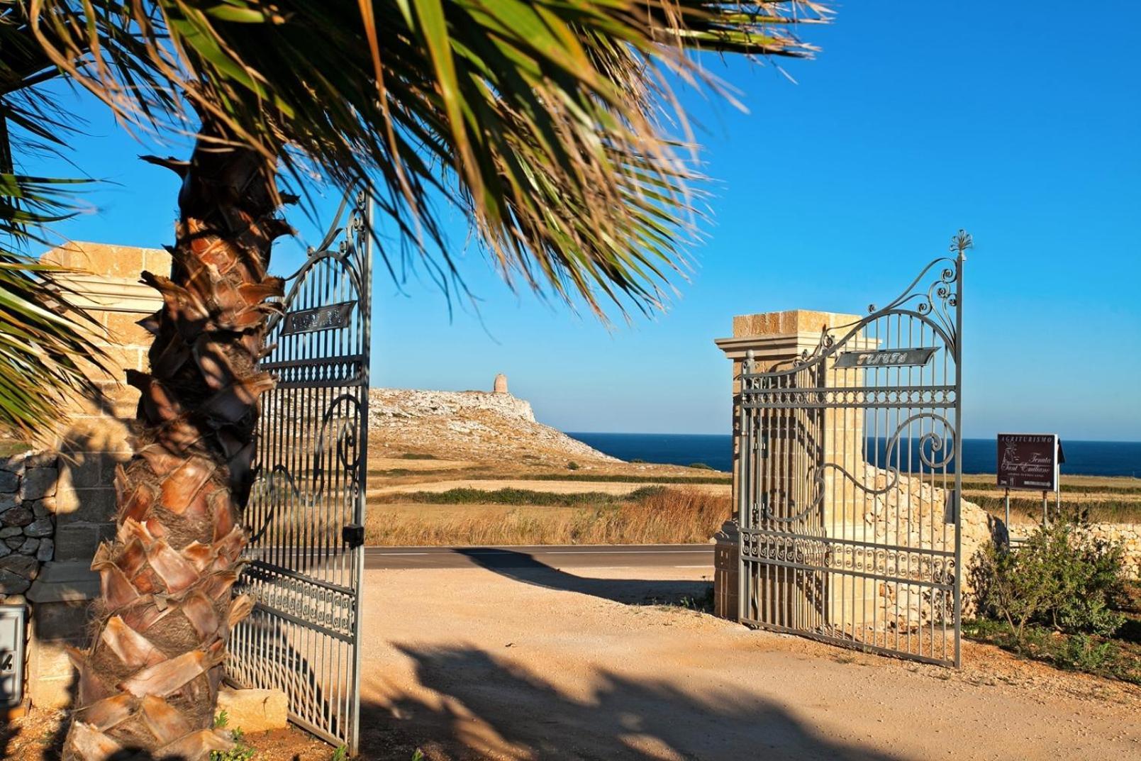 Agriturismo Tenuta Sant'Emiliano Otranto Exteriör bild